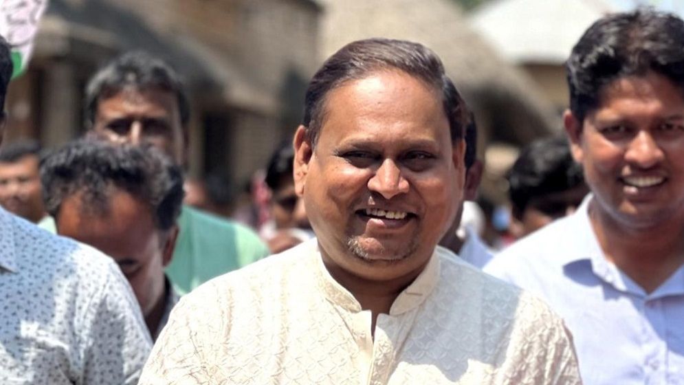 কুরবানি নিষিদ্ধের ঘটনায় উত্তপ্ত পশ্চিমবঙ্গ: হুমায়ুন কবীরকে দেশ ছাড়ার পরামর্শ